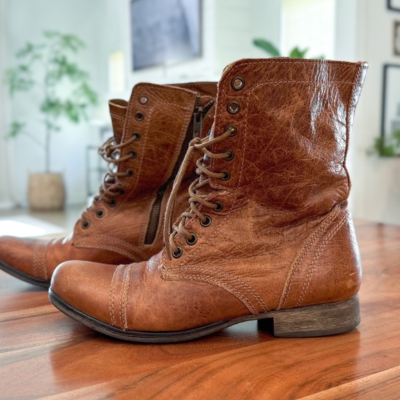 Steve Madden Troopa Combat Boot - Picture 1 of 5